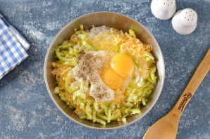 Запеканка из кабачков с рисом и фрикадельками Запеканка из кабачков с рисом и фрикадельками