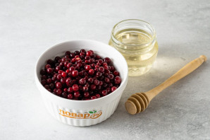 Брусника с медом на зиму Брусника с медом на зиму