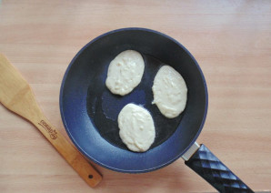 Оладьи с грушей и яблоком Оладьи с грушей и яблоком