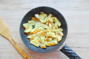 Карп запеченный в сметане с овощами Карп запеченный в сметане с овощами