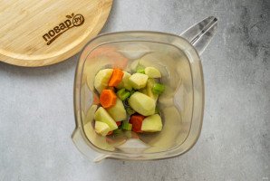 Смузи из сельдерея, яблока и апельсина Смузи из сельдерея, яблока и апельсина