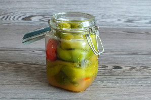 Мочёный острый перец на зиму Мочёный острый перец на зиму