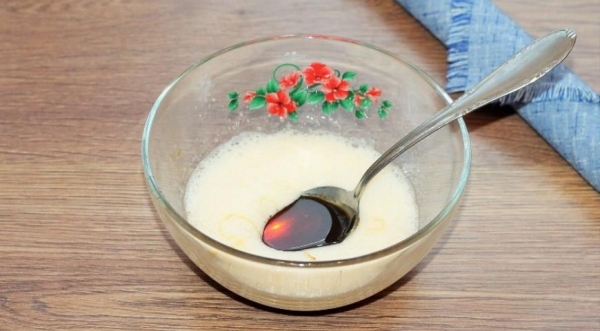 Медовые пирожные с кремом и джемом, пошаговый рецепт с фото Медовые пирожные с кремом и джемом, пошаговый рецепт с фото