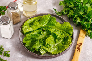 Салат с грушей и беконом Салат с грушей и беконом