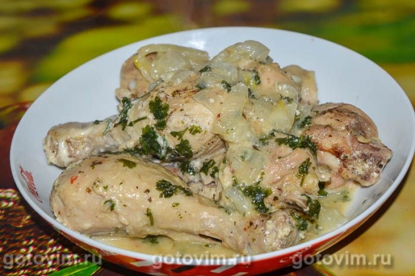 Куриные голени в сметане в мультиварке Куриные голени в сметане в мультиварке