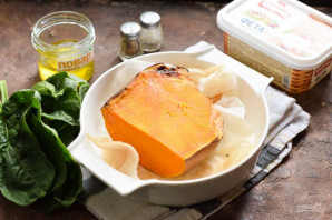 Салат из тыквы со шпинатом