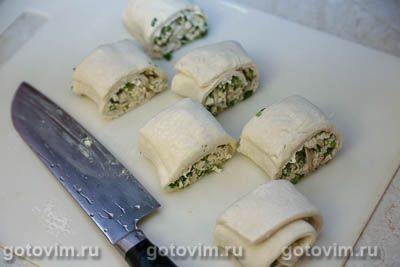 Булочки-завитушки с курицей и яйцом Булочки-завитушки с курицей и яйцом