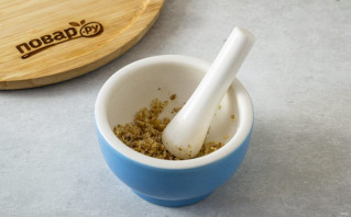 Салат с нутом и морской капустой