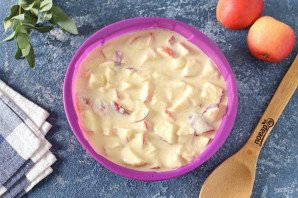 Низкоуглеводная шарлотка с яблоками Низкоуглеводная шарлотка с яблоками