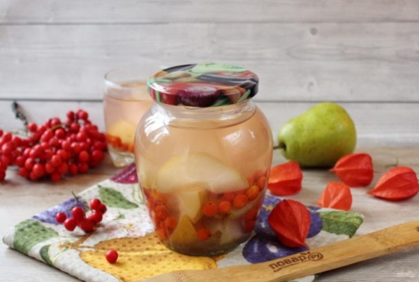 Грушевый компот с рябиной на зиму Грушевый компот с рябиной на зиму