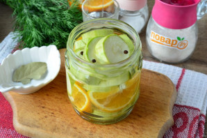 Кабачки с апельсином без стерилизации на зиму Кабачки с апельсином без стерилизации на зиму