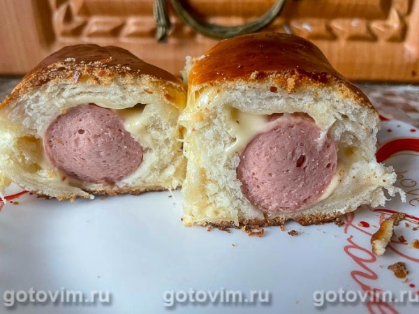 Сосиски в тесте с сыром Сосиски в тесте с сыром