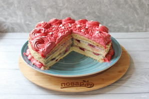 Медовый торт с вишней Медовый торт с вишней