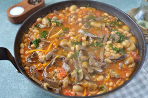 Свиное сердце с фасолью и грибами Свиное сердце с фасолью и грибами