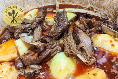Бараньи ребра с картошкой в казане Бараньи ребра с картошкой в казане