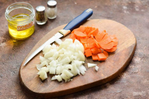 Суп из чечевицы с мятой Суп из чечевицы с мятой