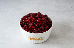 Протертая брусника без сахара Протертая брусника без сахара