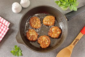 Оладьи из кабачков с льняной мукой Оладьи из кабачков с льняной мукой