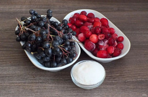 Клюква с черноплодной рябиной на зиму Клюква с черноплодной рябиной на зиму