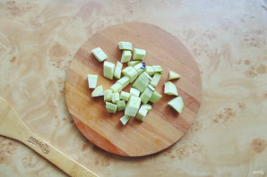 Фасолевый суп с баклажанами