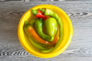 Мочёный острый перец на зиму Мочёный острый перец на зиму