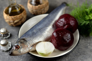 Маринованная свекла с селедкой Маринованная свекла с селедкой