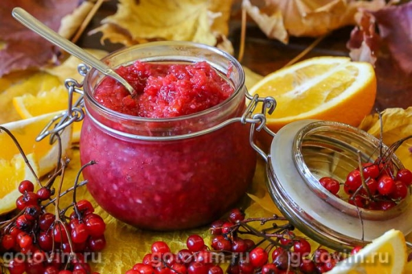 Сырое варенье из калины с апельсином