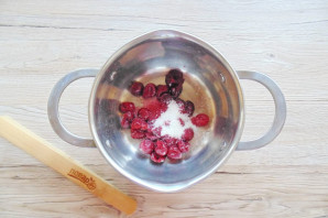 Пирог с вишней и абрикосами Пирог с вишней и абрикосами