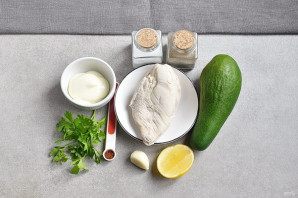 Курица с авокадо Курица с авокадо