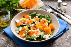 Салат из тыквы со шпинатом