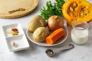 Суп пюре из тыквы в мультиварке Суп пюре из тыквы в мультиварке