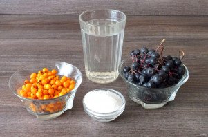 Компот из облепихи и черноплодной рябины Компот из облепихи и черноплодной рябины