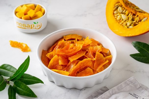 Цукаты из тыквы в сушилке для овощей Цукаты из тыквы в сушилке для овощей