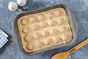 Запеканка из кабачков с рисом и фрикадельками Запеканка из кабачков с рисом и фрикадельками