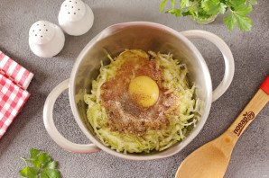 Оладьи из кабачков с льняной мукой Оладьи из кабачков с льняной мукой