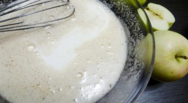 Яблочный пирог со сливочной заливкой, пошаговый рецепт с фото