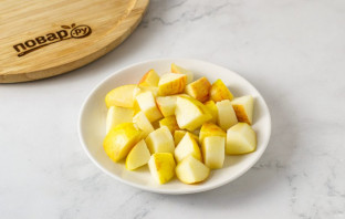 Запеченная тыква с яблоками Запеченная тыква с яблоками