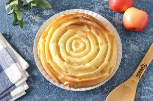 Низкоуглеводная шарлотка с яблоками Низкоуглеводная шарлотка с яблоками