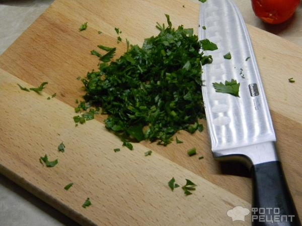 Рецепт: Индюшатина под сырно-сметанным соусом - на подушке из кабачков