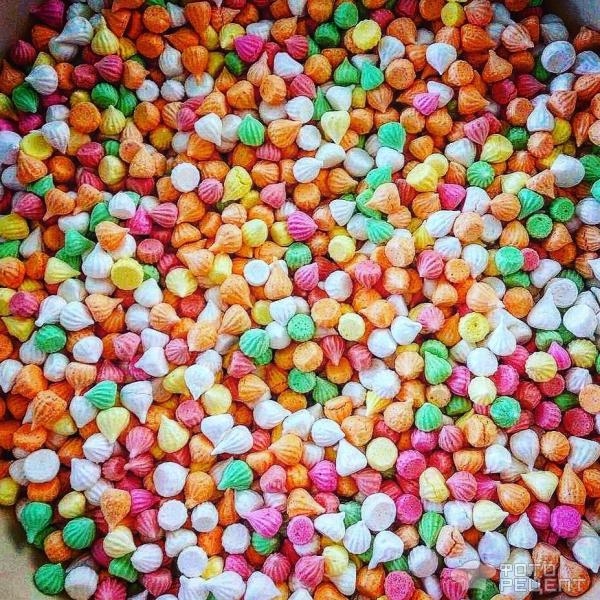 Рецепт: Минимеренги - минивыпечка, оформление тортиков и пирожных