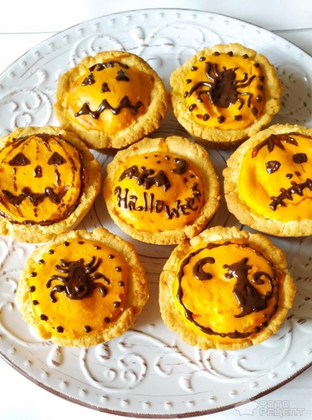 Рецепт: Тарталетки с тыквой. Встречаем Хэллоуин - и шоколадным рисунком Рецепт: Тарталетки с тыквой. Встречаем Хэллоуин - и шоколадным рисунком