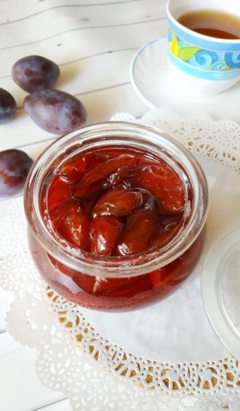 Рецепт: Варенье из слив - у каждой хозяйки свой вариант.