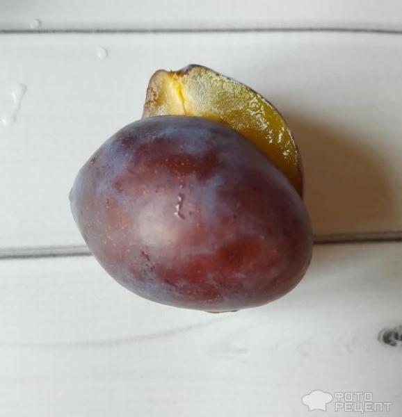 Рецепт: Варенье из слив - у каждой хозяйки свой вариант.