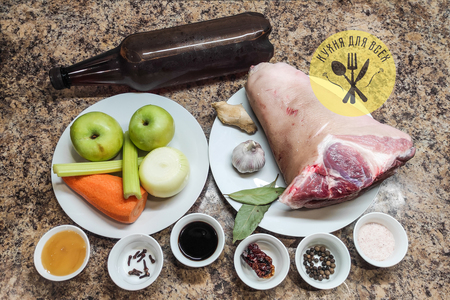 Свинина в духовке. свиная рулька одним куском Свинина в духовке. свиная рулька одним куском