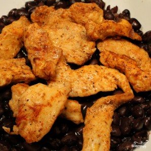 Куриное филе с фасолью Куриное филе с фасолью