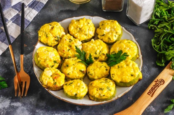 Кабачки с рикоттой в духовке Кабачки с рикоттой в духовке