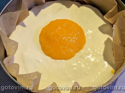 Торт из орехового безе с желе из творога и персиков Торт из орехового безе с желе из творога и персиков