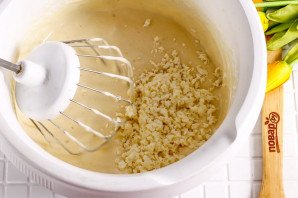 Заливной творожный пирог с яблоками