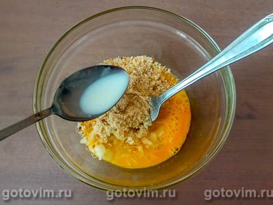 Запеканки из рыбы и риса в формочках для кексов 