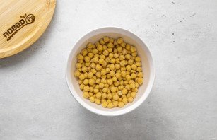 Котлеты из кабачков и нута Котлеты из кабачков и нута